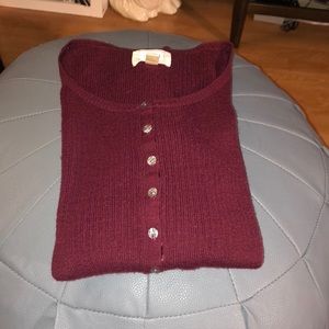 Beautiful burgundy pull-over sweater